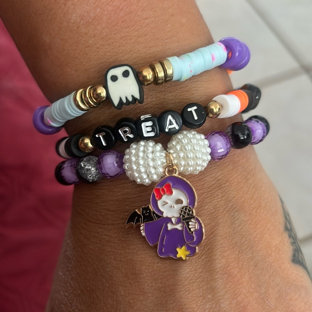 3️⃣🆕🥹🎃 3 bracelets!